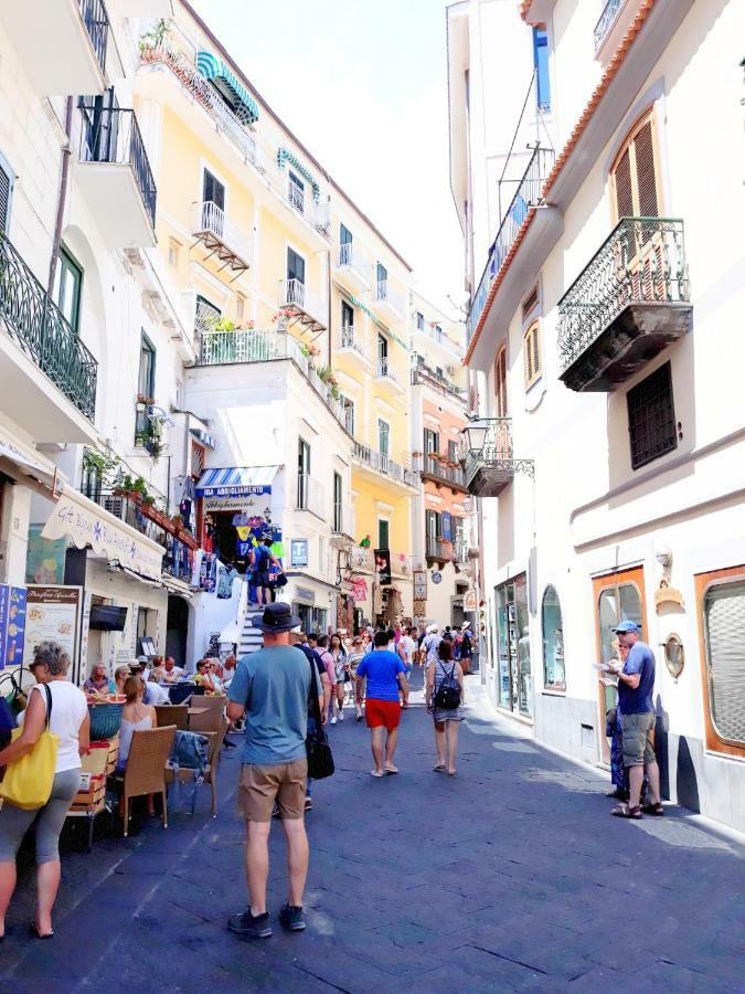Cupido Art House Amalfi Apartment Bagian luar foto