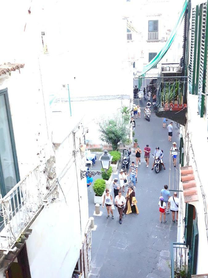 Cupido Art House Amalfi Apartment Bagian luar foto