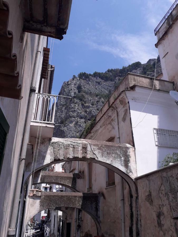 Cupido Art House Amalfi Apartment Bagian luar foto